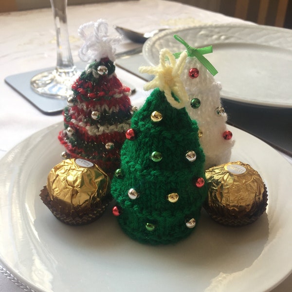 PDF instant download DK knitting pattern to make a mini Christmas tree to cover Ferrero Rocher Maltesers truffles Lindor chocolates