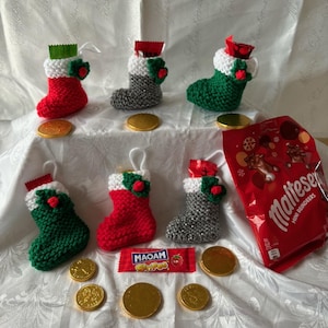 PDF DK knitting pattern Christmas holly stocking bunting tree decoration chocolate coins sweets cover