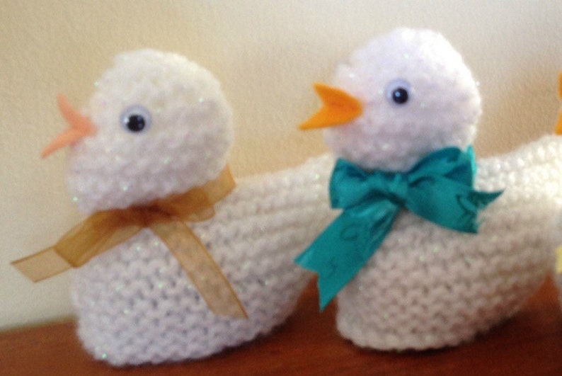 PDF download easy garter stitch DK knitting pattern Easter chick chocolate creme egg cover image 2