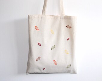 手刺繍の紅葉トートバッグ｜無漂白コットン