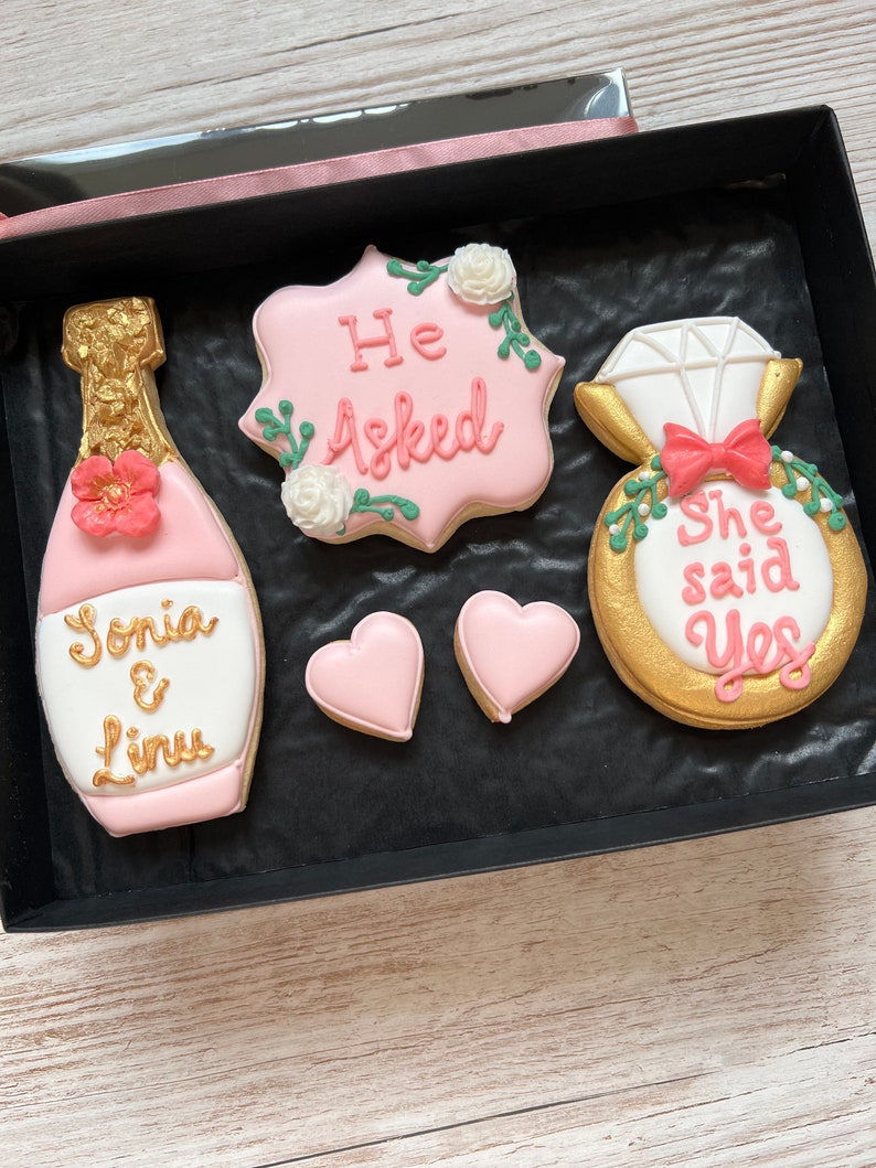 ENGAGEMENT Biscuit Gift gifts for couple, Personalised Engagement biscuits for Just Engaged , Engagement Presents image 10