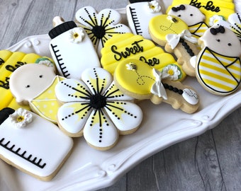 Bee Baby Shower Favours | Sugar Cookies | Mommy to Bee | Baby Shower Favours | Bee Theme