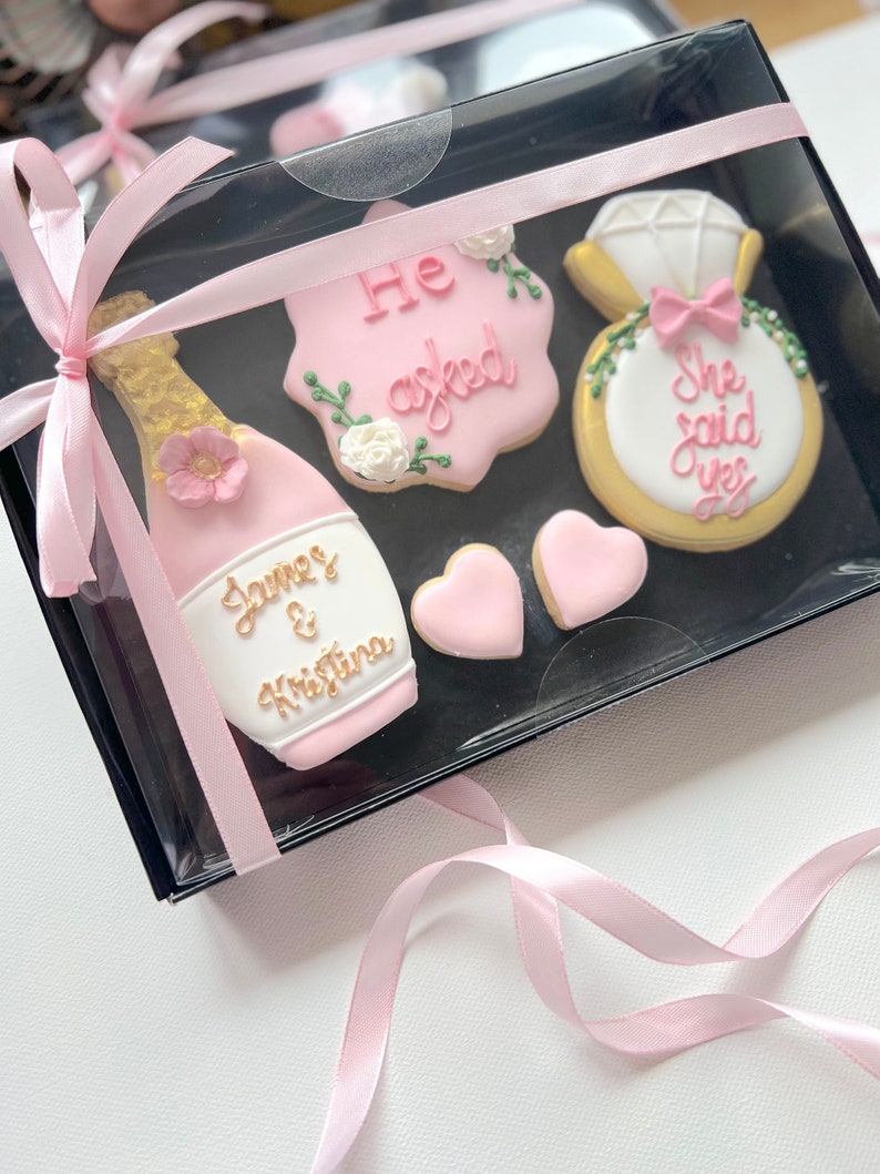 ENGAGEMENT Biscuit Gift gifts for couple, Personalised Engagement biscuits for Just Engaged , Engagement Presents image 4