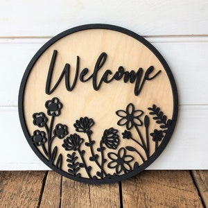 Welcome Sign With Wildflowers, Round Wood Welcome Sign, Entryway Decor