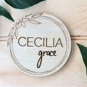 Personalized Baby Name Announcement, Round Wood Name Sign, Newborn Photo Prop, Baby Name Plaque for Hospital Birth