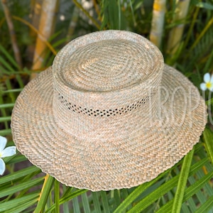 The "Hanalei" Hawaiian Lauhala Style Hat // Unisex Adjustable Size Small-Large // Closed-Top Pāpale, Open Puka Weave Boater