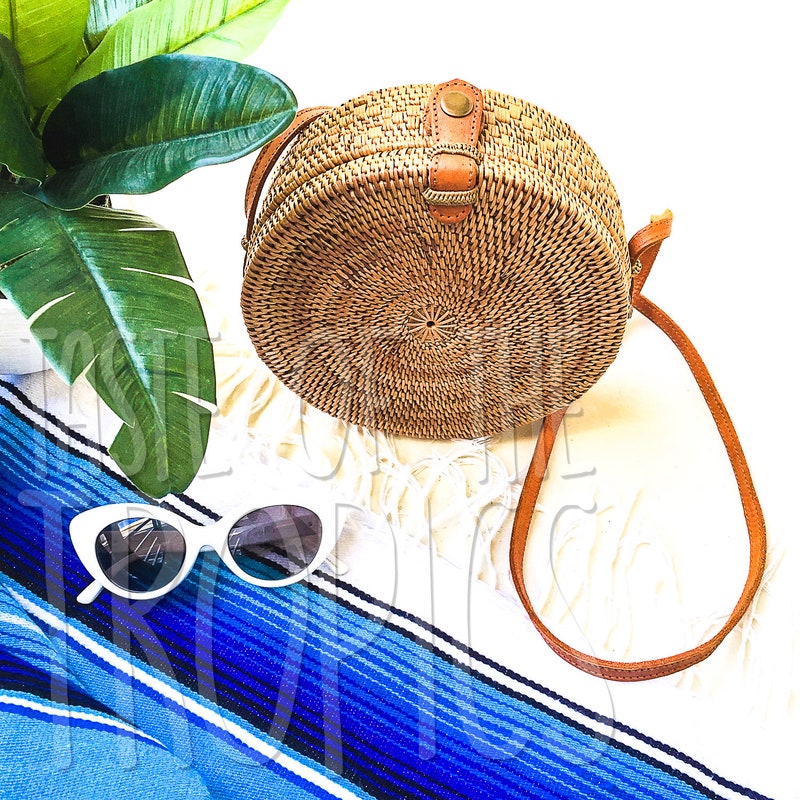 rattan shell bag