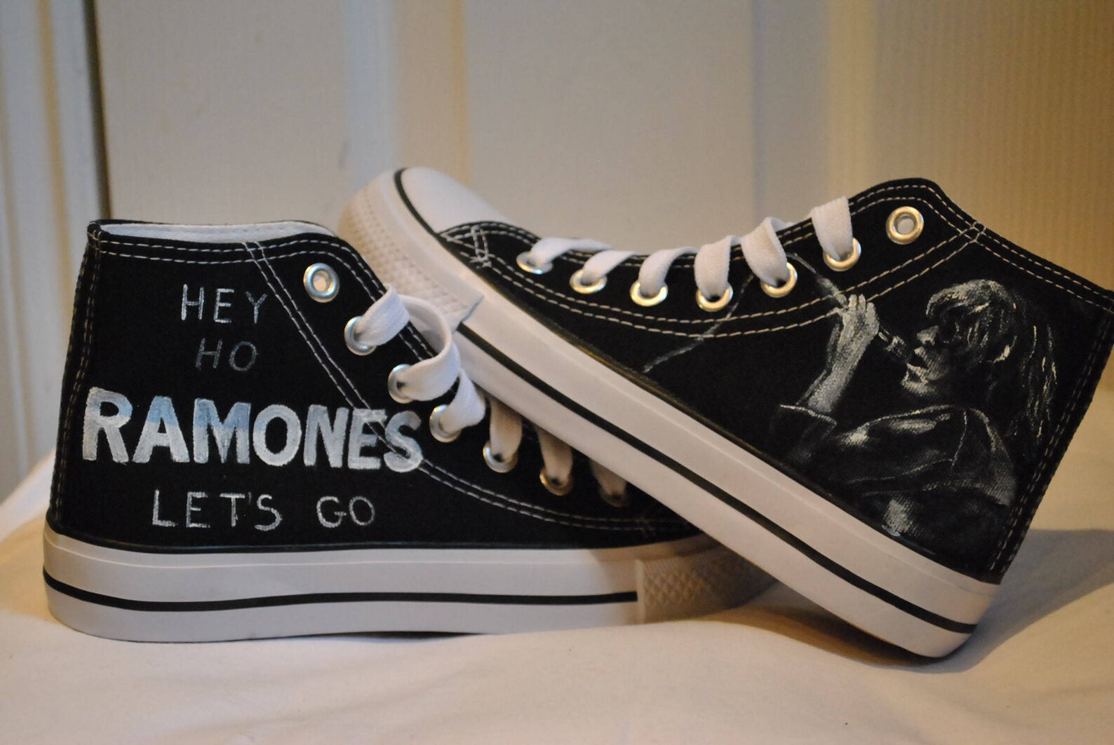 Ramones shoes customised trainers converse styleREAL | Etsy