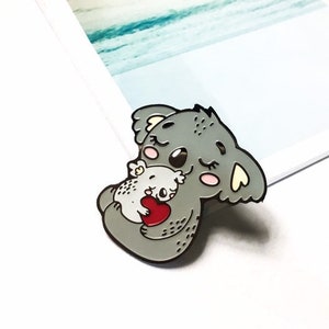 Koala enamel pin, Gift for mother or daughter, Mama bear pin, Mommy&Me kawaii brooch, Mom badge, Mothers love pin, Hug pin, Collar pin image 8