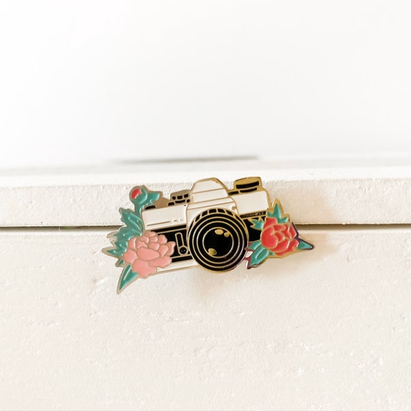 Enamel pin camera, Vintage camera,  Photography lover, Gift for friend, Floral lapel pin, Peonies brooch, Botanical pin badge, Flower pin