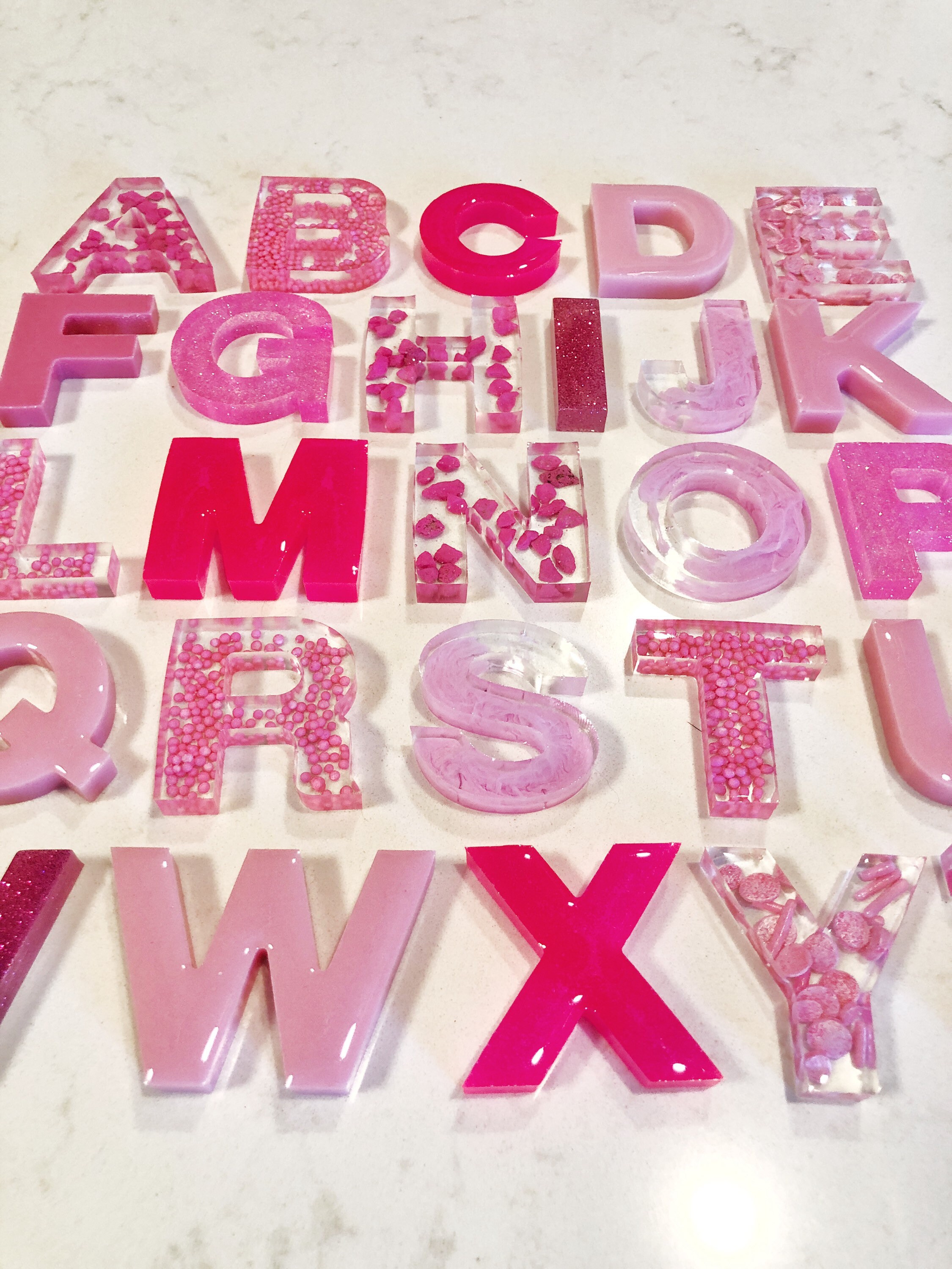 Art & Collectibles Resin letters Sculpture