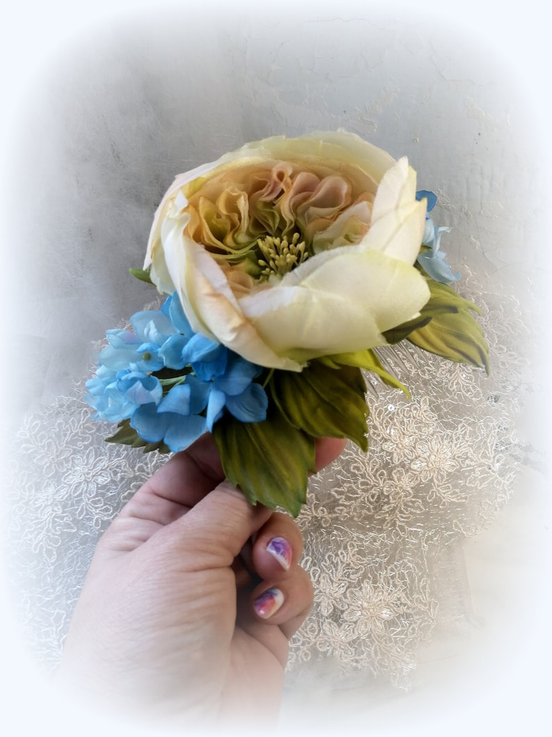 Flower hair comb Pastel flower Bridal Spring bridal Flower comb Decorative hair comb Flower crown Silk flowers Floral hair comb Special day