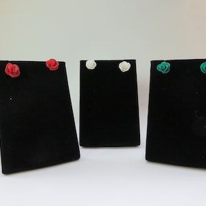 Little green begonia earring
