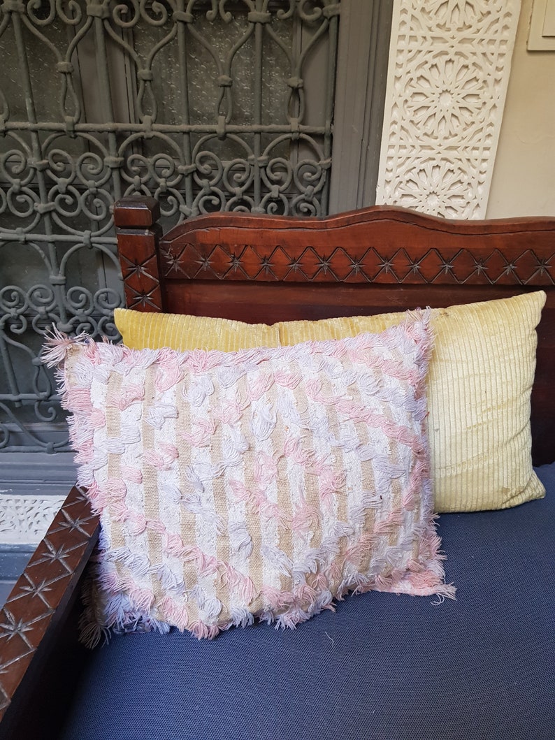 Moroccan pillow handwoven pillow case by Berber women. kilim pillow cover