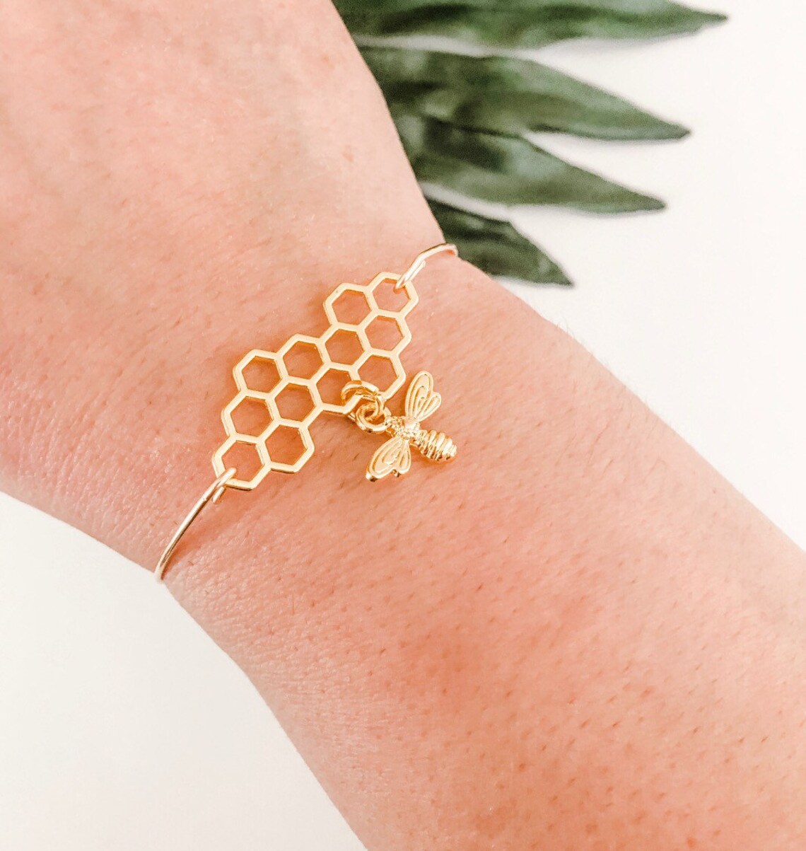 Bumble Bee Bracelet Bumble Bee Jewelry Bumble Bee Bangle Etsy