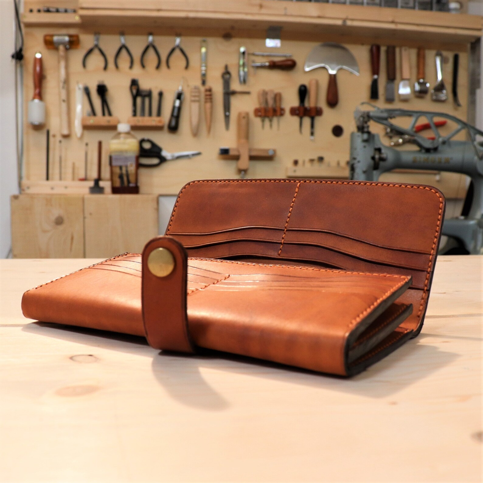 Women's big wallet. Vegetable tanned leather dyed and Etsy