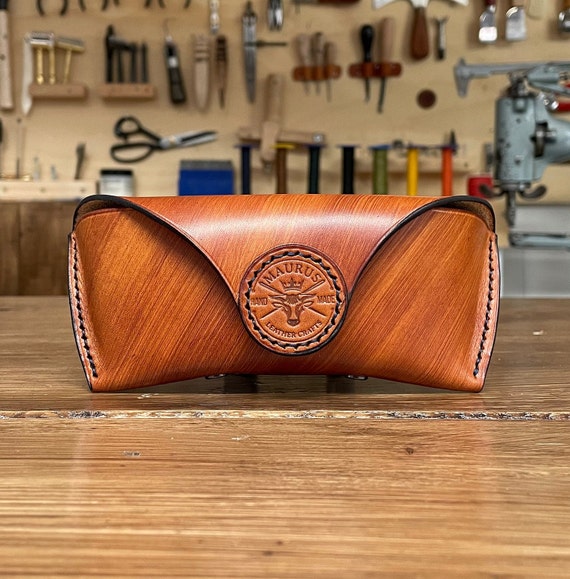 Eyeglasses Case in Vegetable Tanned Tuscan Leather Colored and