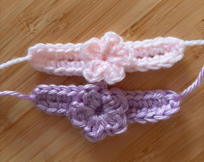 Twin ID Bracelets Set of 2, Crochet Baby Anklets for Identical Twins, Hospital Identification, Newborn Twin Baby Shower Gift, Personalized