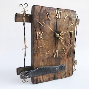 Rustikale Wanduhr aus Altholz, Bauernhaus Uhr, Vintage Holz Wanddekor, Handgemachtes Einzigartiges Geschenk, Große Wanduhr