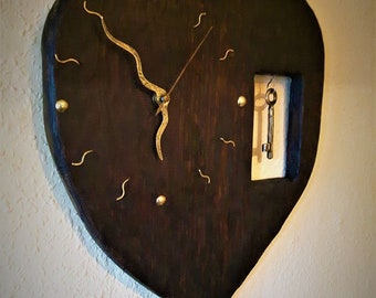 Wall clock heart with key. Handmade Vintage Wood Wall Clock.