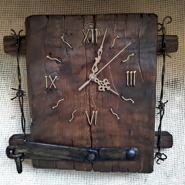 Horloge murale en bois 100 % faite main. Grande horloge murale vintage. Cadeau d'horloge rustique.