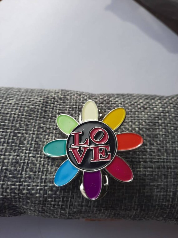 Love Flower - Etsy