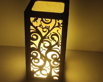 Decorative candle lantern