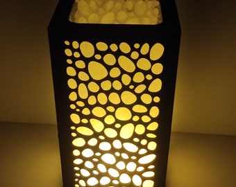 Decorative candle lantern