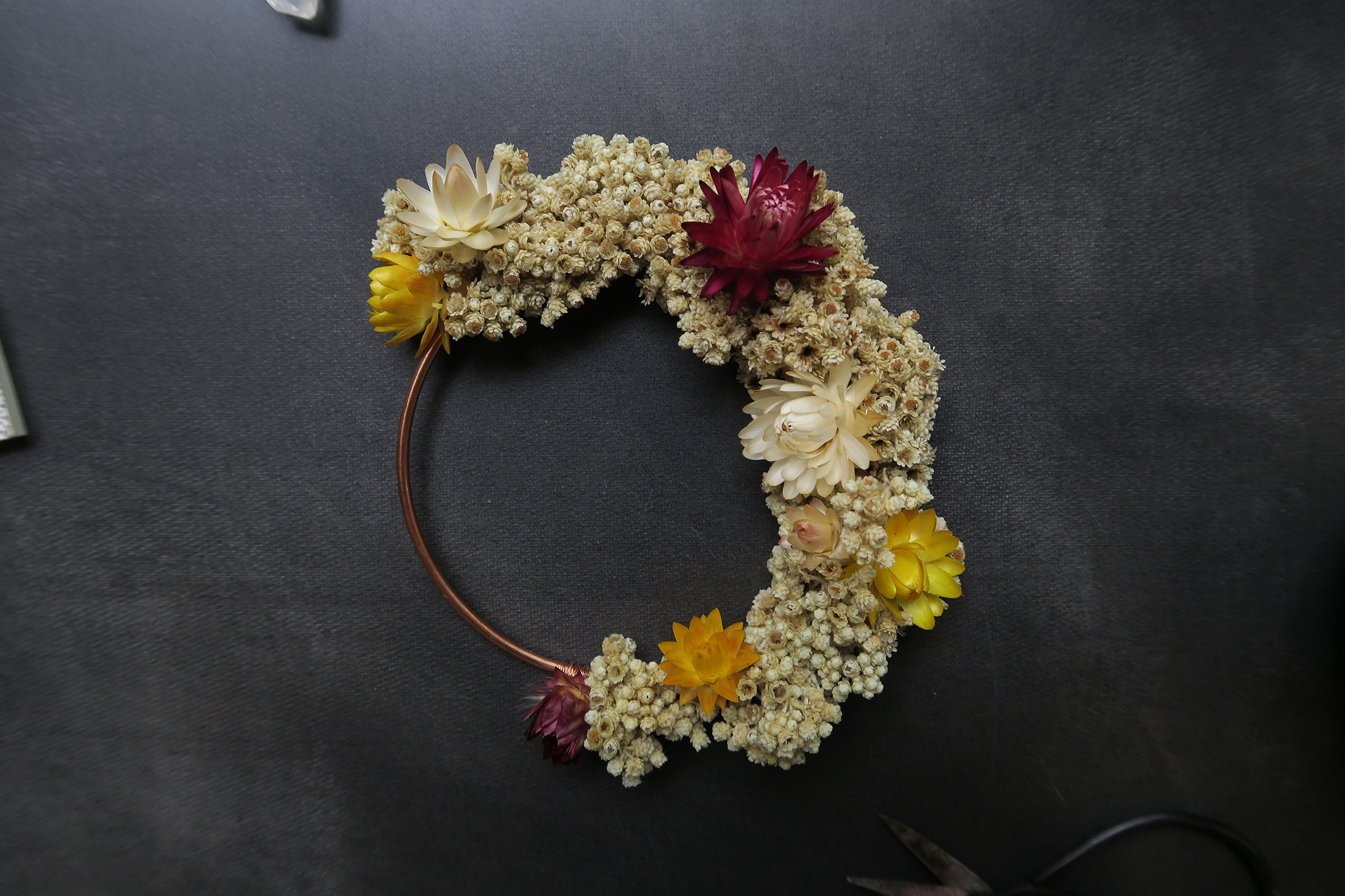 Couronne de Fleurs Séchées Décoration Murale Tendance Automne Hiver 2021 Maison Bohème Style Hygge A