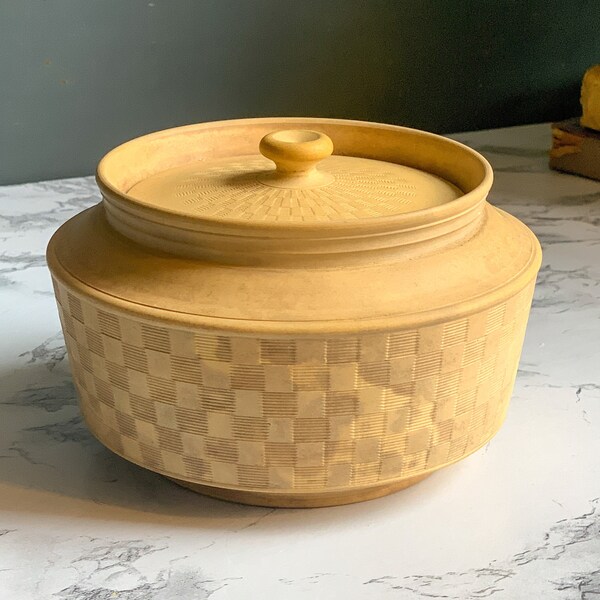 Vintage Trinket Bowl with lid/Beige/checkerboard texture detail/Vintage Pot with Lid/Catchall/Dish