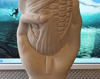 Antike 19th Century Parian Hand, die eine Kornvase hält 14,5 "