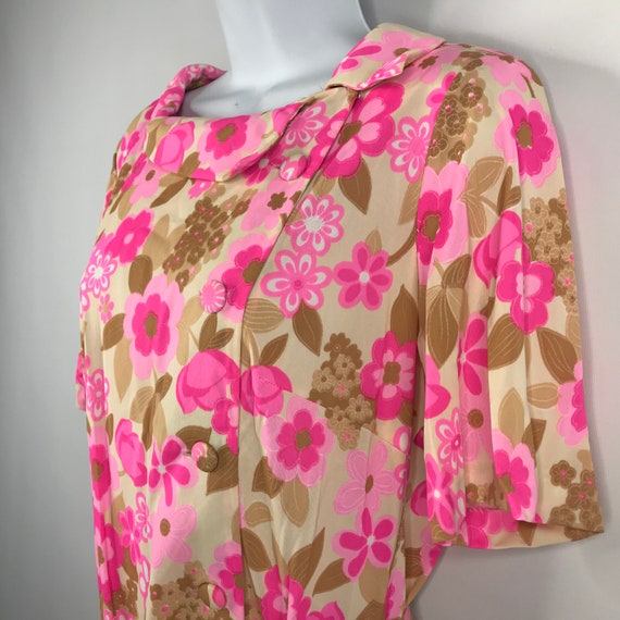 True Vintage 50s Beige Brown Pink Floral Belted D… - image 6