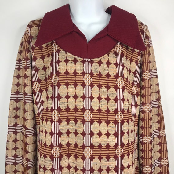 Vintage 60s Mod Burgundy Red Beige Geometric Knit… - image 2