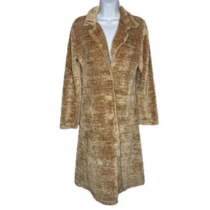 Casaco de chenille vintage Pretty Good dos anos 90, tamanho M, marrom dourado, felpudo e longo.