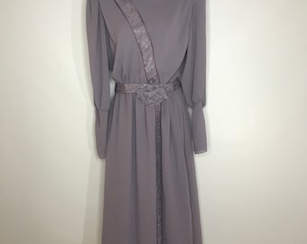 Vintage 80s Ursula of Switzerland Dusty Purple Chiffon Poet Sleeve Secretary Dress 7/8 USA