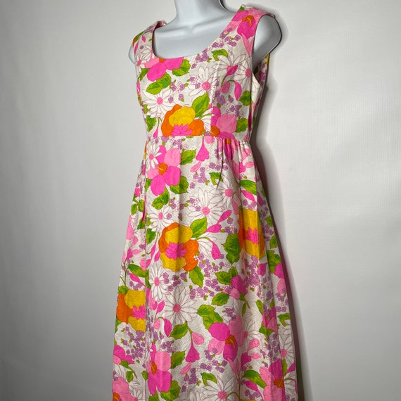 Vintage 60s White Pink Textured Floral Sleeveless… - image 6