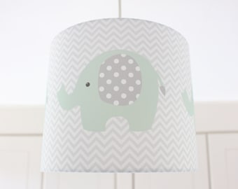 Pantalla de lámpara de guardería unisex / Pantalla de lámpara de elefante / Sombra de luz de guardería neutra / Decoración de guardería verde menta y gris / Guardería de niñas / Guardería de niños