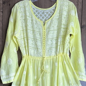 Anarkali Chikankari amarillo sobre algodón suave / Forro incluido / Envío gratuito en EE. UU.