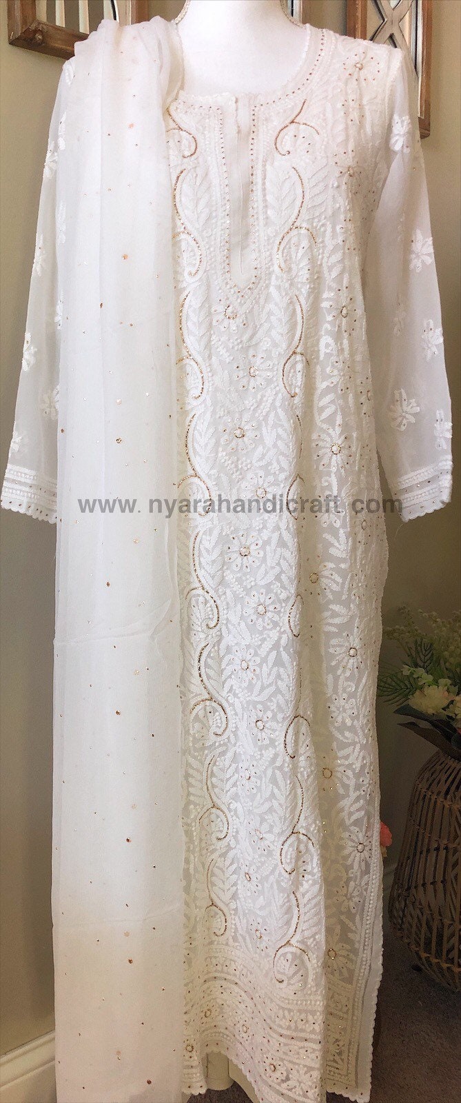 White Chikankari Kurta on Georgette With Mukaish / Liner - Etsy