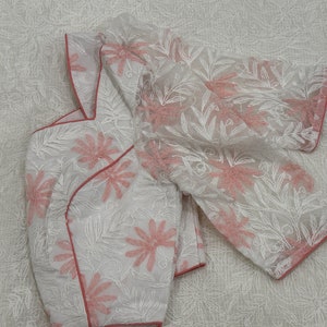 White Chikankari Saree Blouse / Free Shipping in US