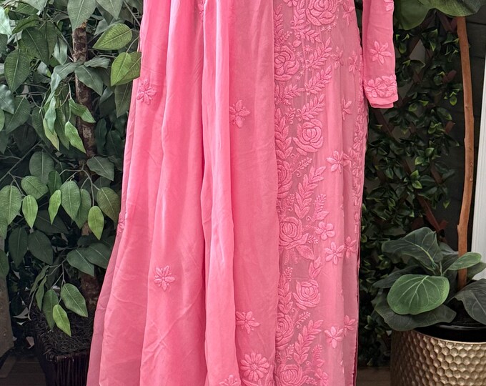 Lucknow Chikankari Pink Kurta and Dupatta Set / Free Shipping in US