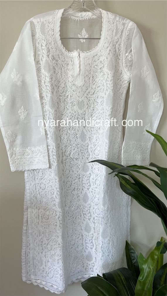 Buy ADA Embroidered White Cotton Lucknow Chikankari Kurta (XS) (A149984)  online