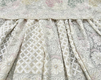 Sari in avorio Cut-dana e Chikankari pesante su georgette pura / Ricamato a mano / Spedizione gratuita negli Stati Uniti