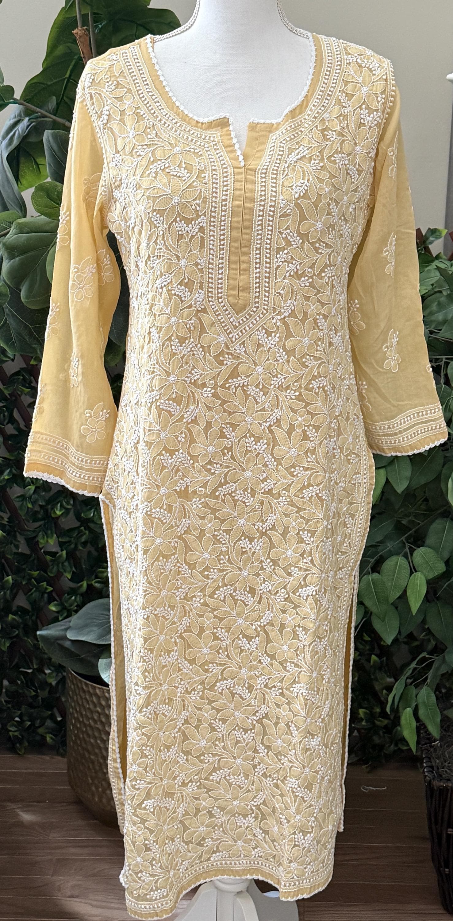 lucknowi dress designs Awadh Studio- Lucknowi Chikan & Authentic Zardozi (@Awadhstudio) Facebook
