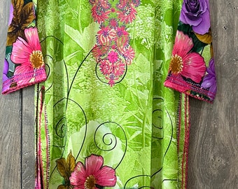 Floral Chikankari Kurta on Georgette / Free Shipping in US