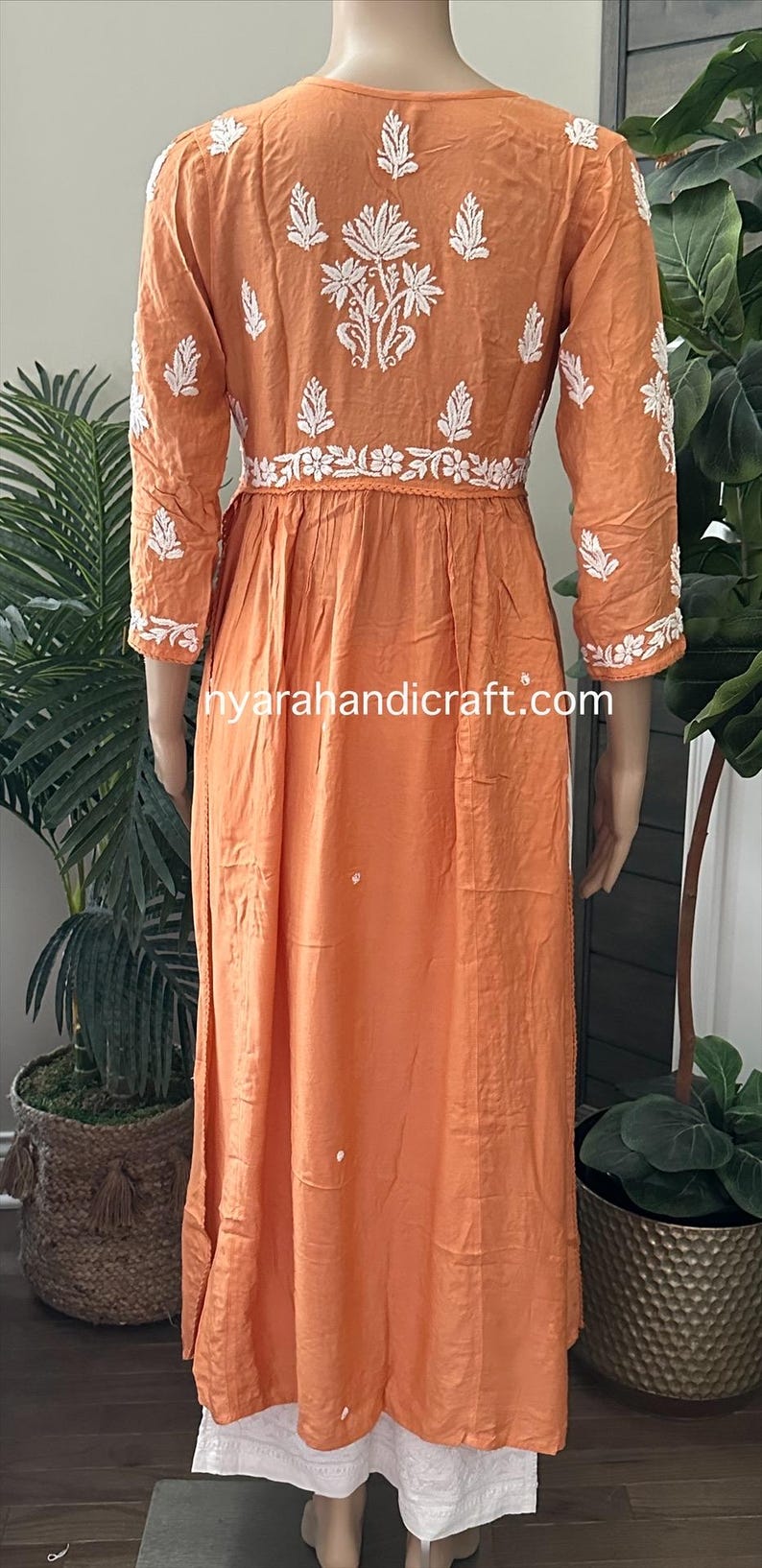 Chikankari Thread Embroidered High Slit Kurta set with Scalloped Sequinned Border & Belt