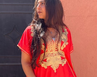 Coral Caftan for Women – Traditional Elegance Meets Summer Comfort
