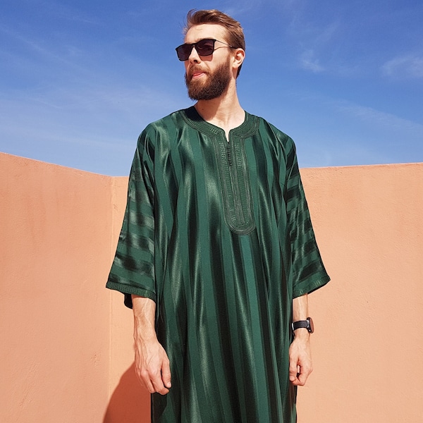 Magnifique caftan vert pour homme