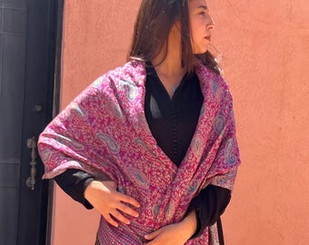Patterned Pink Scarf with Fringes – Beautiful Warm Shawl for Cold Seasons