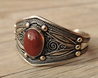 Silver bracelet, berber jewelry, moroccan bracelet, jewelry for women